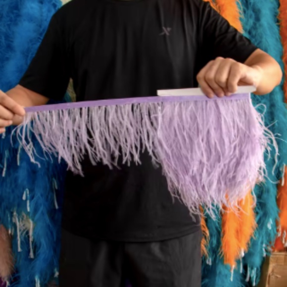 1 metre yellow ostrich feather trim - Picture 2 of 3